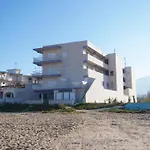 Comodo En Con Aire Acondicionado Y Aparcamiento, Cerca De La Playa - Es-373-57 * Denia