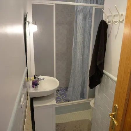 Apartment Comodo En Con Aire Acondicionado Y Aparcamiento, Cerca De La Playa - Es-373-57 *
