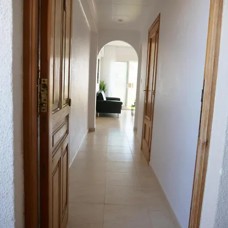 Comodo En Con Aire Acondicionado Y Aparcamiento, Cerca De La Playa - Es-373-57