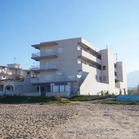 Comodo En Con Aire Acondicionado Y Aparcamiento, Cerca De La Playa - Es-373-57 * Dénia