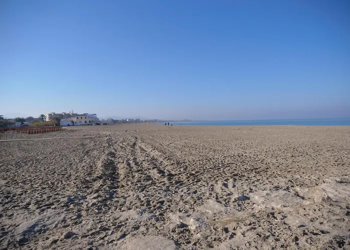 Comodo En Con Aire Acondicionado Y Aparcamiento, Cerca De La Playa - Es-373-57 * Dénia