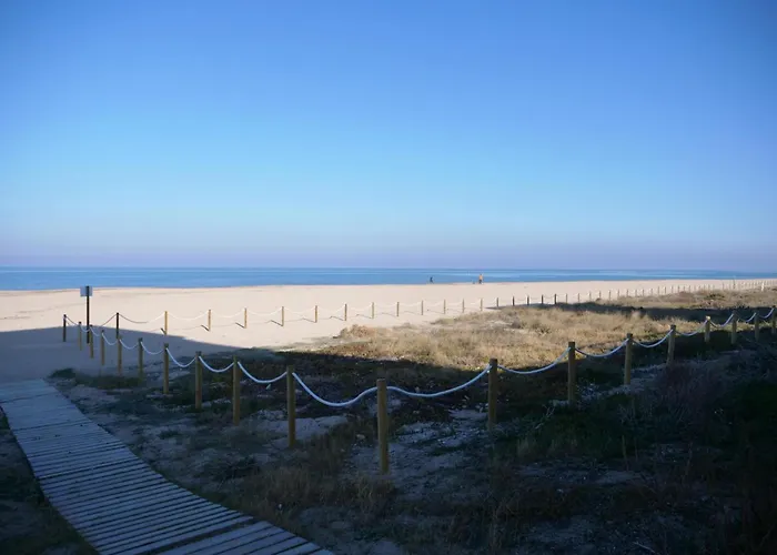 Comodo En Con Aire Acondicionado Y Aparcamiento, Cerca De La Playa - Es-373-57 *