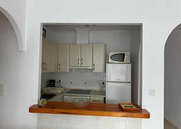 Comodo En Con Aire Acondicionado Y Aparcamiento, Cerca De La Playa - Es-373-57 Διαμέρισμα